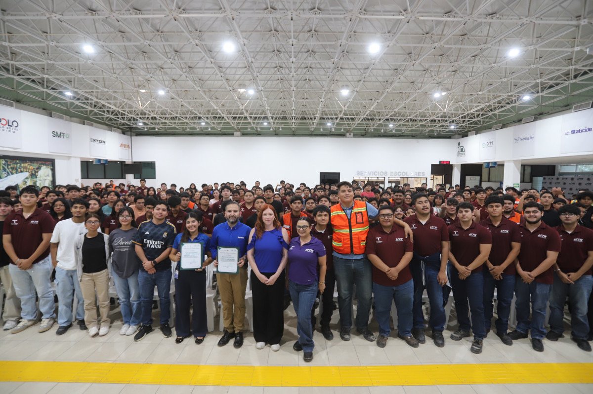 UTTN y Fastenal preparan a estudiantes para sus estadías con taller de CV y entrevistas